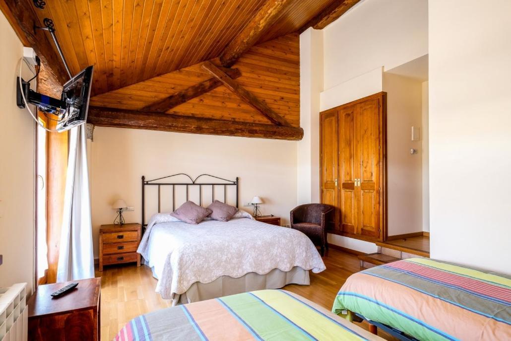 Cal Pascual Guest House Les Pereres Bagian luar foto
