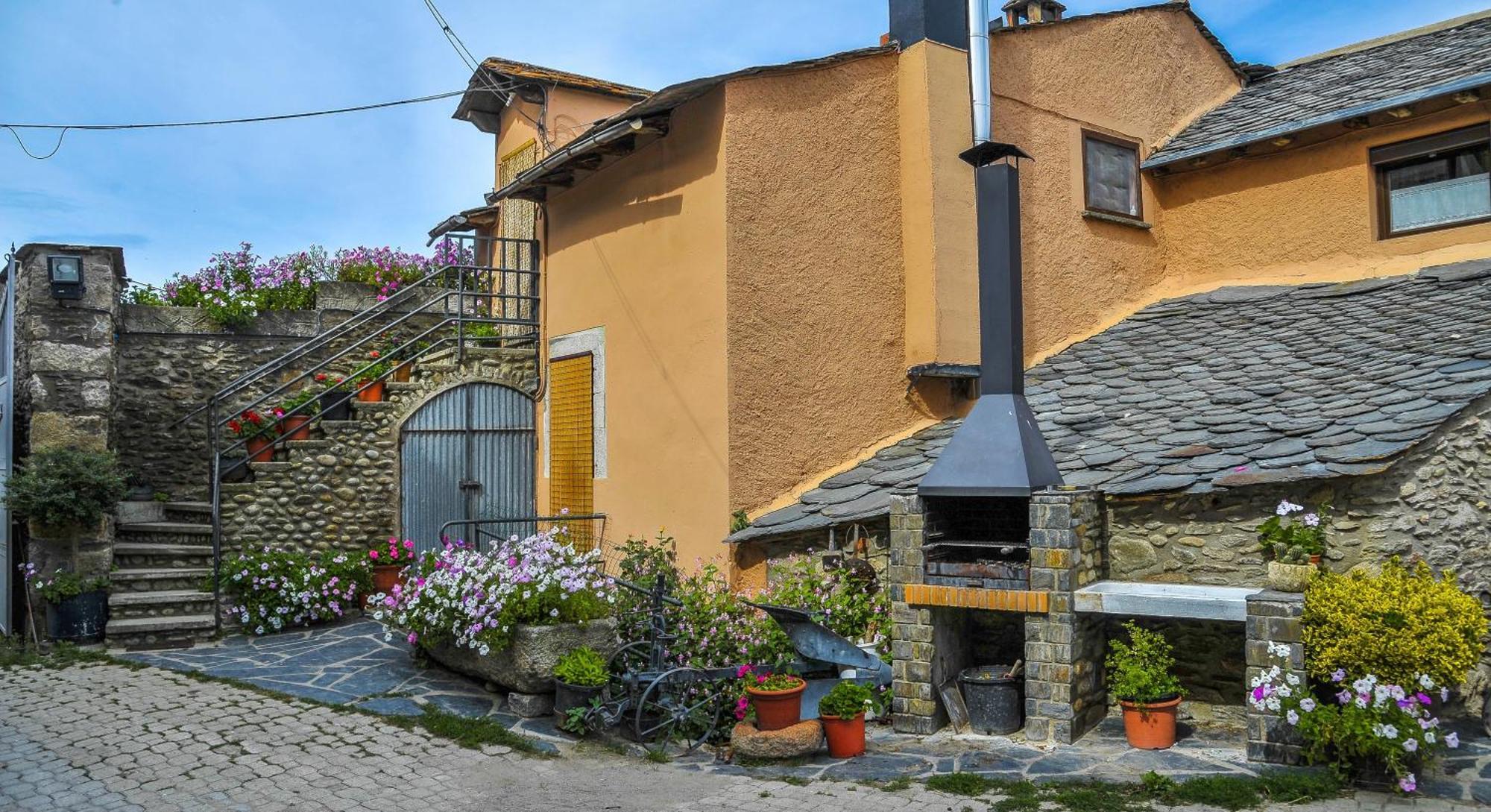 Cal Pascual Guest House Les Pereres Bagian luar foto